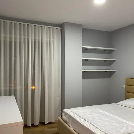 Holiday Apartments 公寓 Durrës