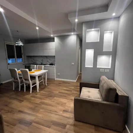 Daire Holiday Apartments Dıraç