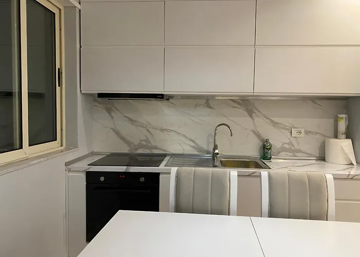 公寓 Holiday Apartments *