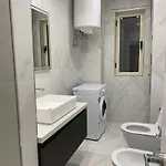 Holiday Apartments * Дуррес
