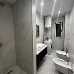 Holiday Apartments *