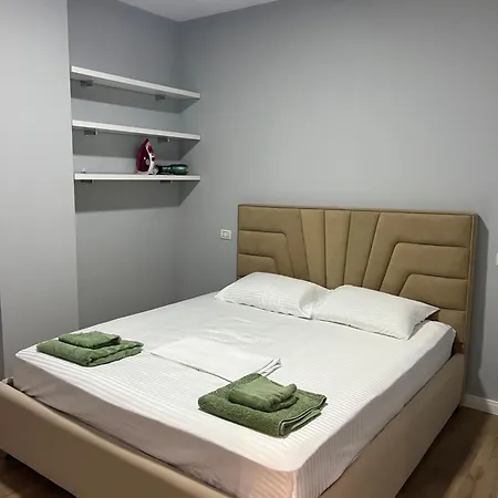 アパート Holiday Apartments