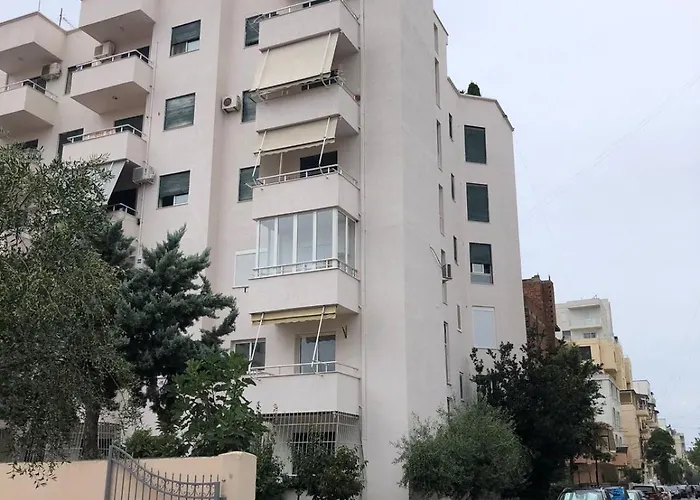 アパート Holiday Apartments ドゥラス